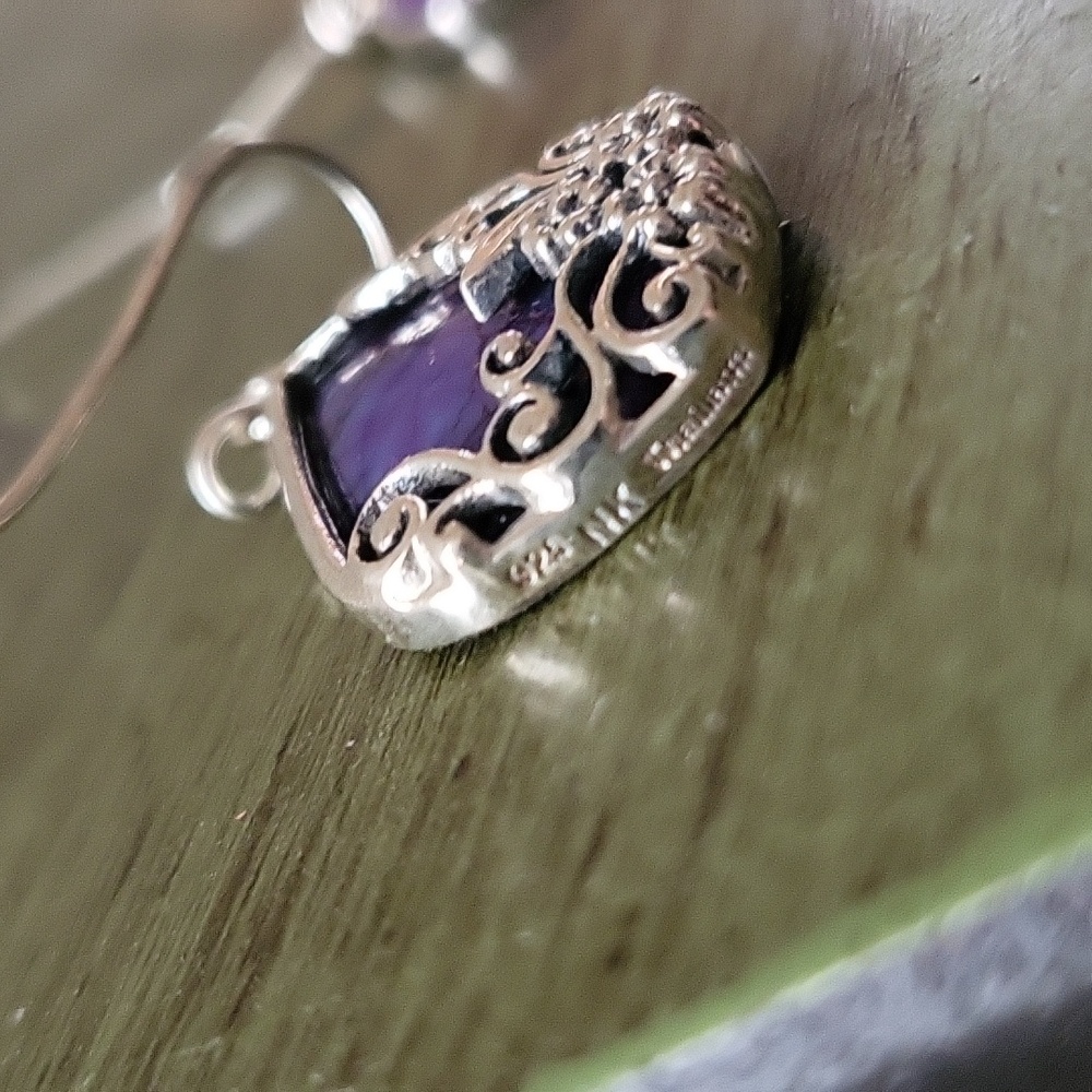 Nicely Matched Set - Picture 10 of 12
